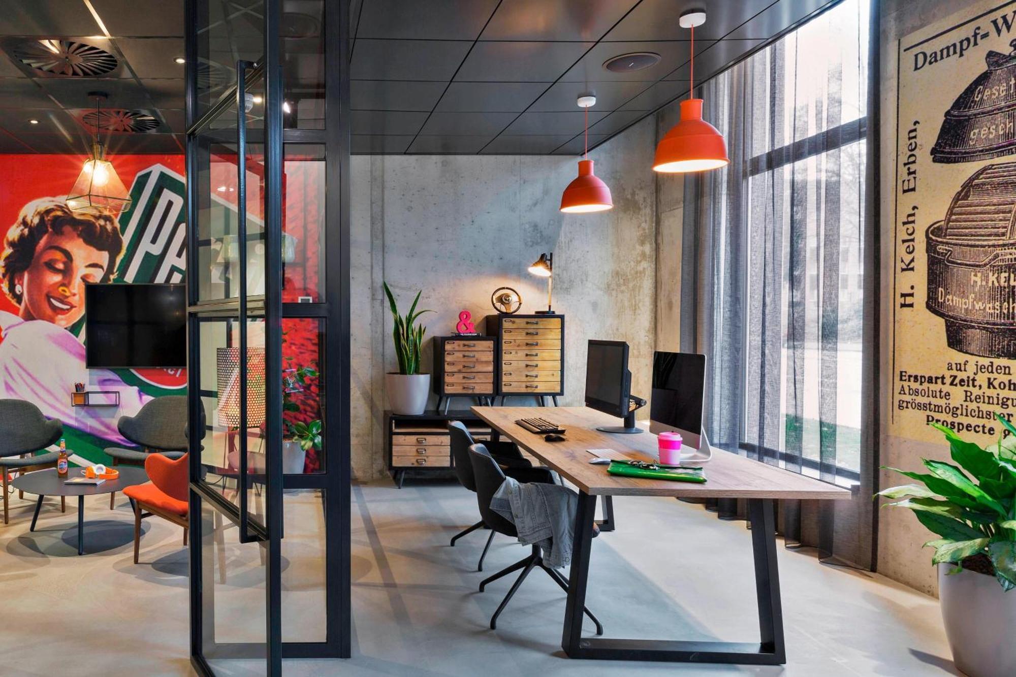 Hotel Moxy Duesseldorf South Extérieur photo